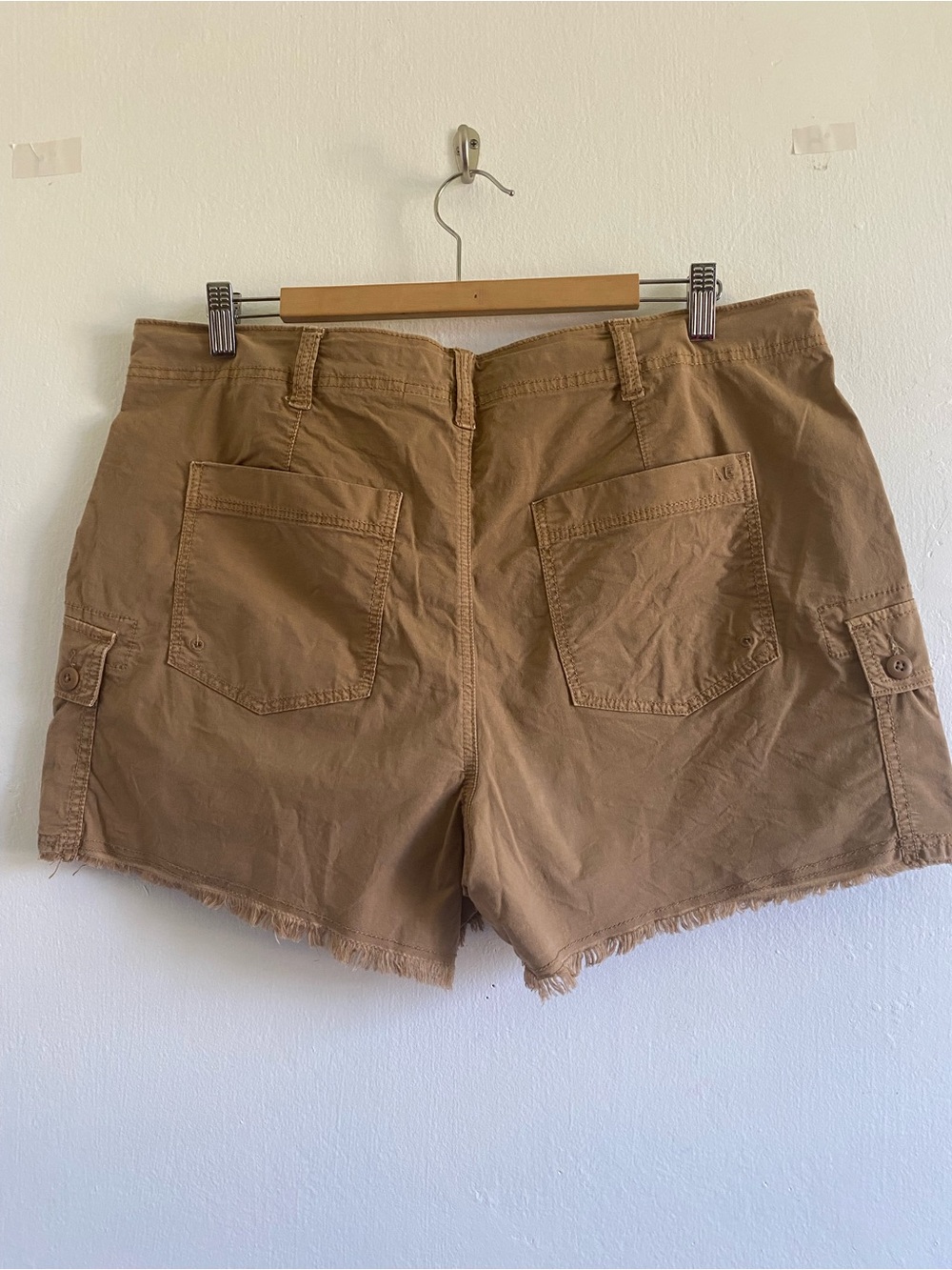 AE 90s Boyfriend Short Size 14 Tan Cargo - Picture 5 of 7
